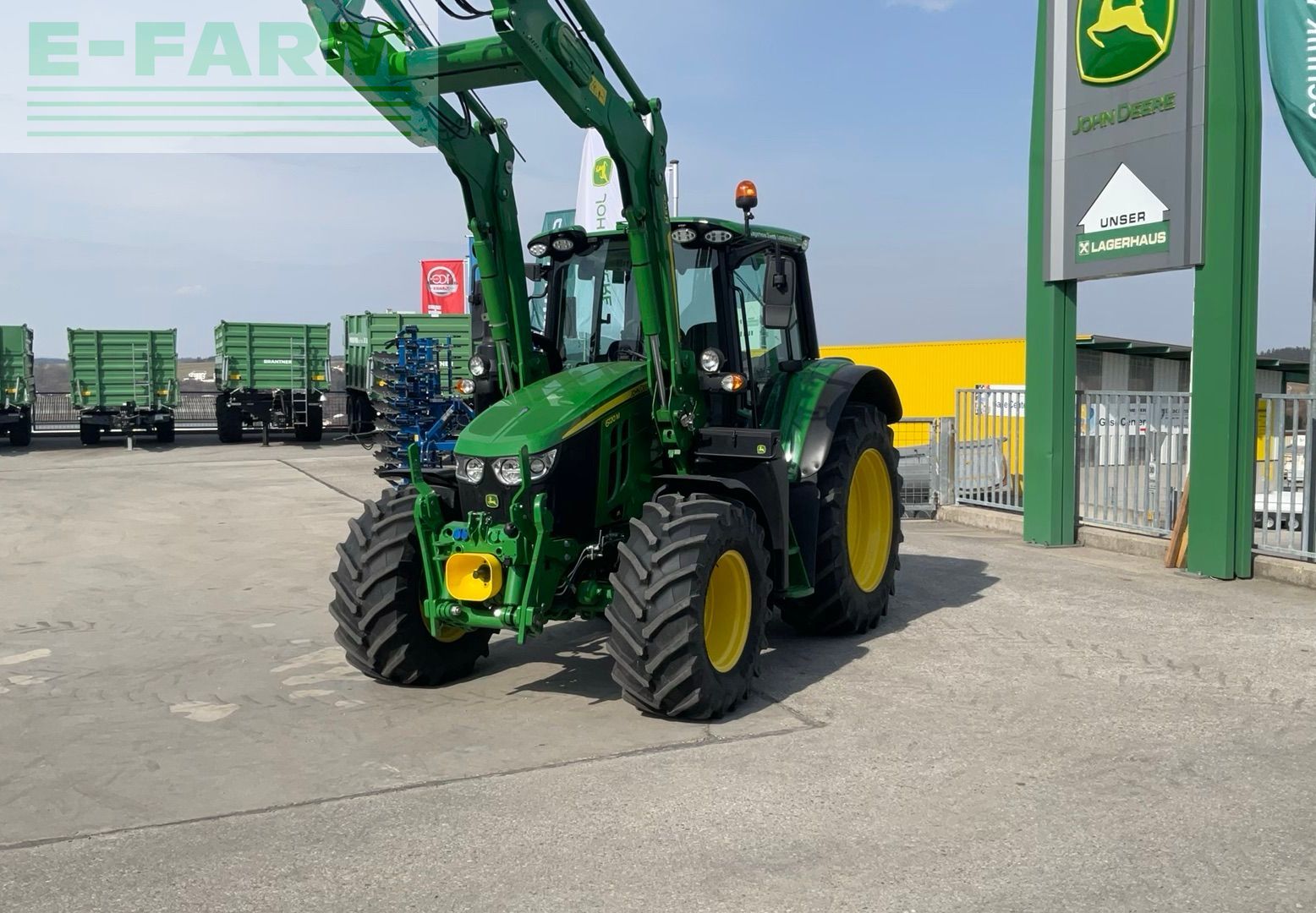 John Deere 6120 M Traktor 110.492 €