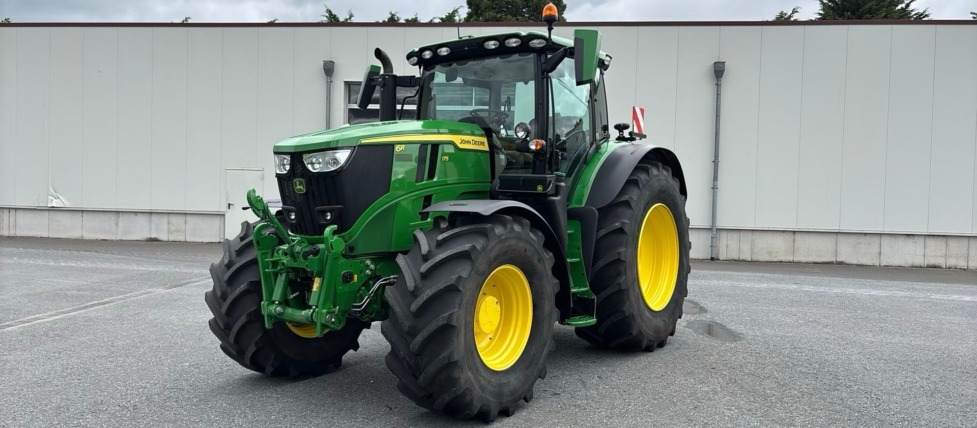 John Deere 6R 175 Tractor €149,000