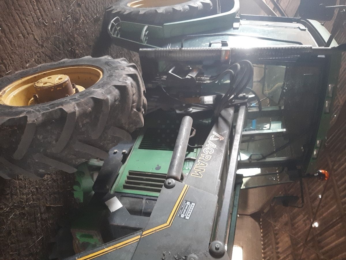 John Deere 6100 tractor €19,000