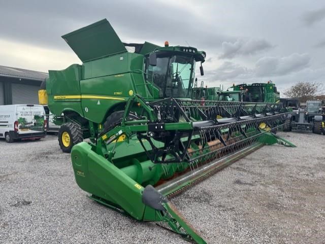 John Deere S 780 Moissonneuse-batteuse 182 511 €