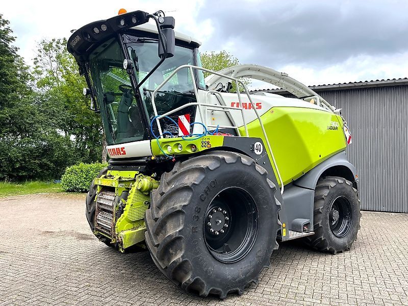 Claas Jaguar 960 Trinciatricia semovente 382.353 €