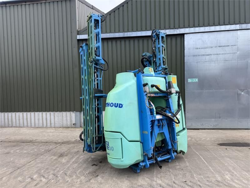 Berthoud elyte 1200l 24m mounted sprayer Opryskiwacz 14 618 €