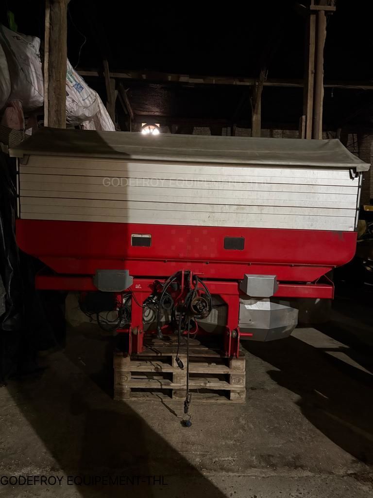 Kverneland exacta tl geo Spandiconcime 11.000 €
