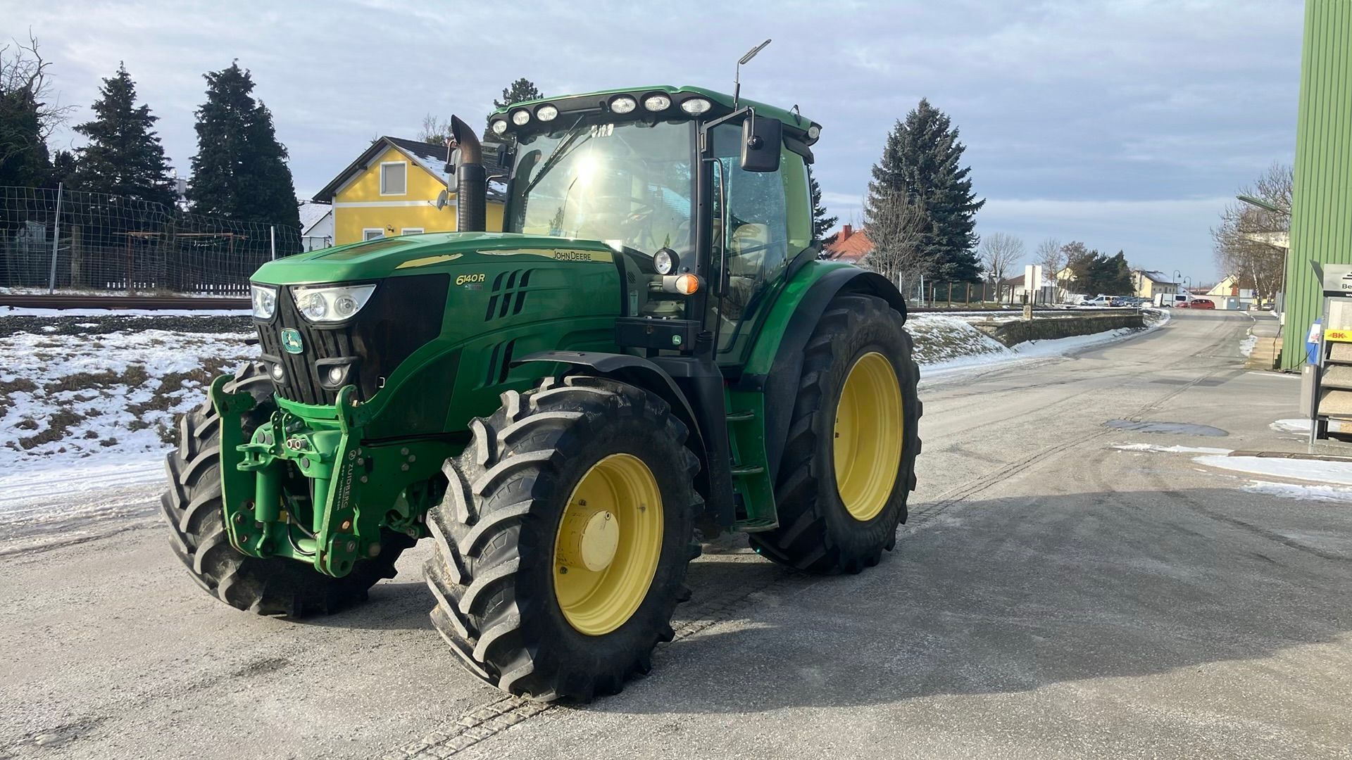 John Deere 6140 R Τρακτέρ 64.602 €