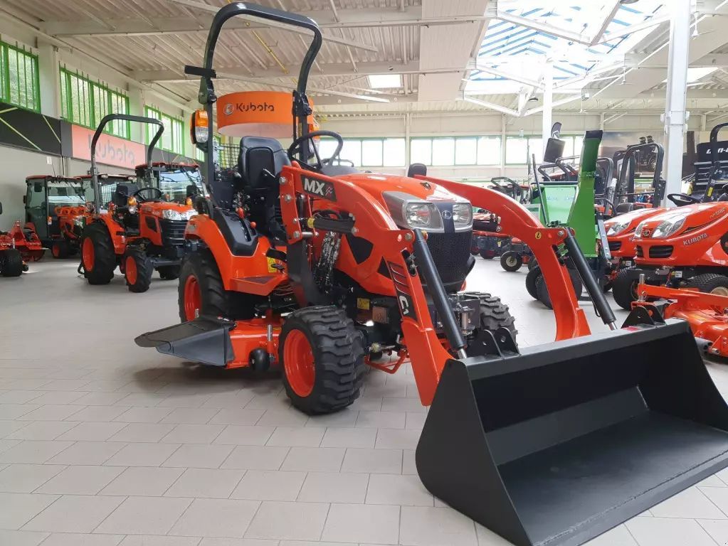E-FARM: Kubota bx231 frontlader mähwerk - Traktor - id DXYR26Z - Baujahr: 2025 - Abgelesene Motorstunden: 1,Motorleistung (PS): 22,Deutschland