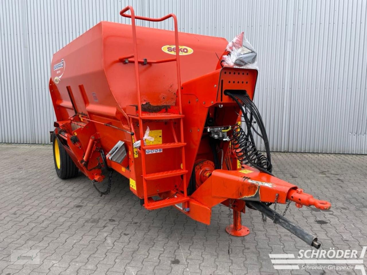 Seko samurai 5 500/110 feedingwagon €7,500