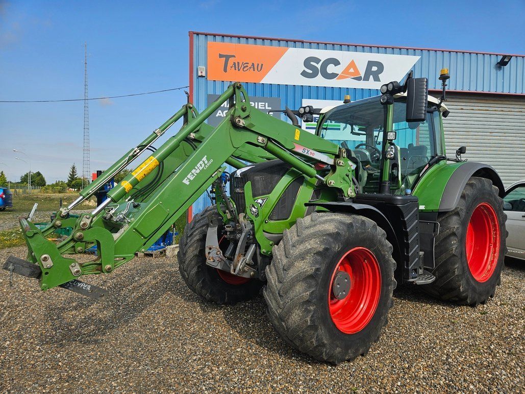 E-FARM: Fendt 722 Vario - Tractor - id IXIA7SH - €110,000 - Year of construction: 2018 - Engine hours: 6,800,France