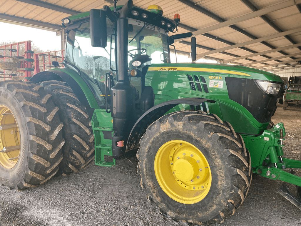 E-FARM: John Deere 6145 R - Tractor - id IWTQIXB - €89,000 - Year of construction: 2019 - Engine hours: 2,900,Engine power (HP): 145,France