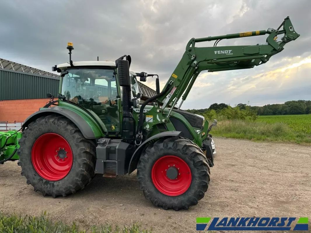 E-FARM: Fendt 516 Vario ProfiPlus - Traktor - id MYPZNBY - 115.000 € - Produktionsår: 2019 - Motortimer: 3.750,Tyskland