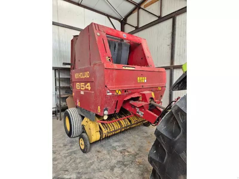 New Holland 654 Ballenpresse