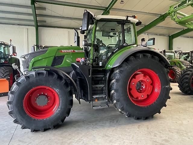 Fendt 724 Vario Trattore