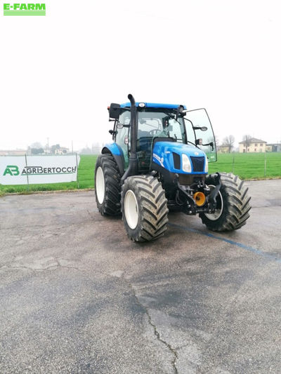 E-FARM: New Holland T6.160 - Tractor - id HTG2CPX - €53,000 - Year of construction: 2014 - Engine hours: 9,247,Engine power (HP): 160,Italy