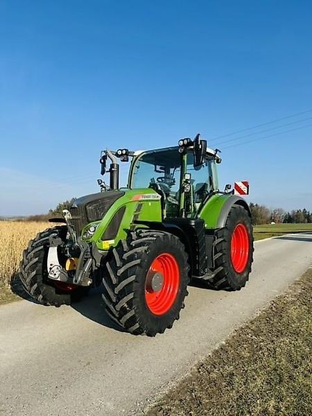Fendt 724 Vario Tractor 118.000 €