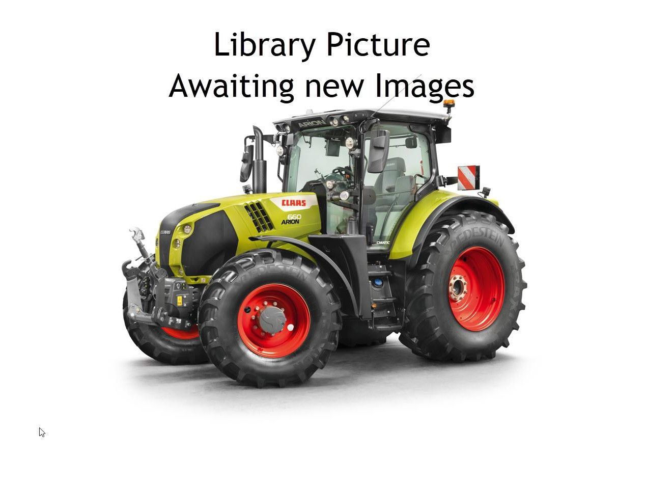 E-FARM: Claas Axion 830 - Tractor - id SEQZ3C5 - €81,211 - Year of construction: 2020 - Engine hours: 4,911,Engine power (HP): 235,United Kingdom