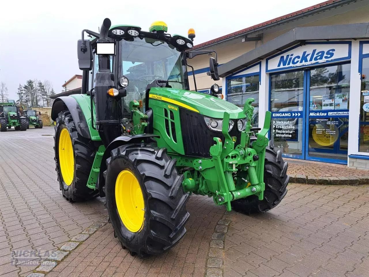 John Deere 6090 M Traktor 79 000 €