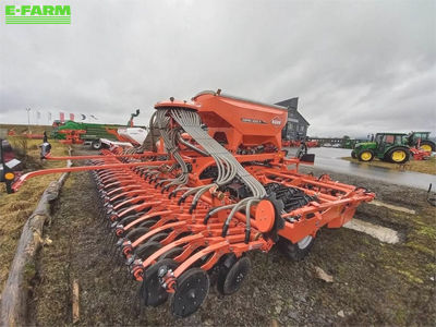 E-FARM: Kuhn Espro 6000 R - Drilling machine combination - id VIWCFZT - €97,800 - Year of construction: 2022 - Germany