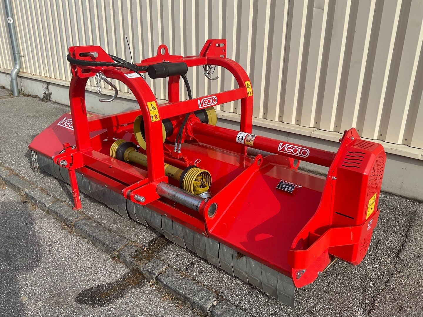 E-FARM: VIGOLO RSA/R MAX 300 - Mulcz - id U3YETXC - 6000 € - Rok produkcji: 2022 - Austria