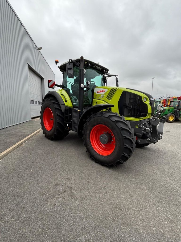 E-FARM: Claas Axion 810 CMATIC CEBIS - Traktor - id IQ9XNAX - 155.000 € - Baujahr: 2024 - Abgelesene Motorstunden: 900,Motorleistung (PS): 205,Frankreich