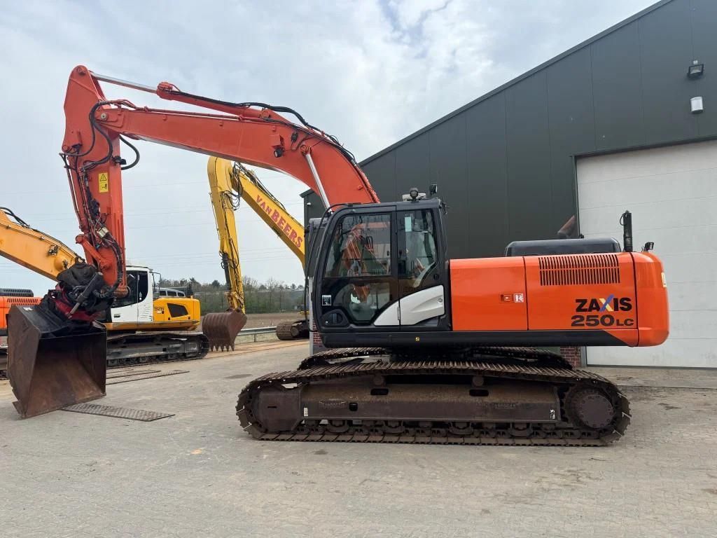 Hitachi zx250-5b roto tilt gps 8650 hr ! Гусеничный экскаватор