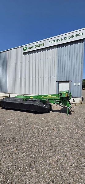 John Deere 331 Falciatrice - tosaerba 6.750 €