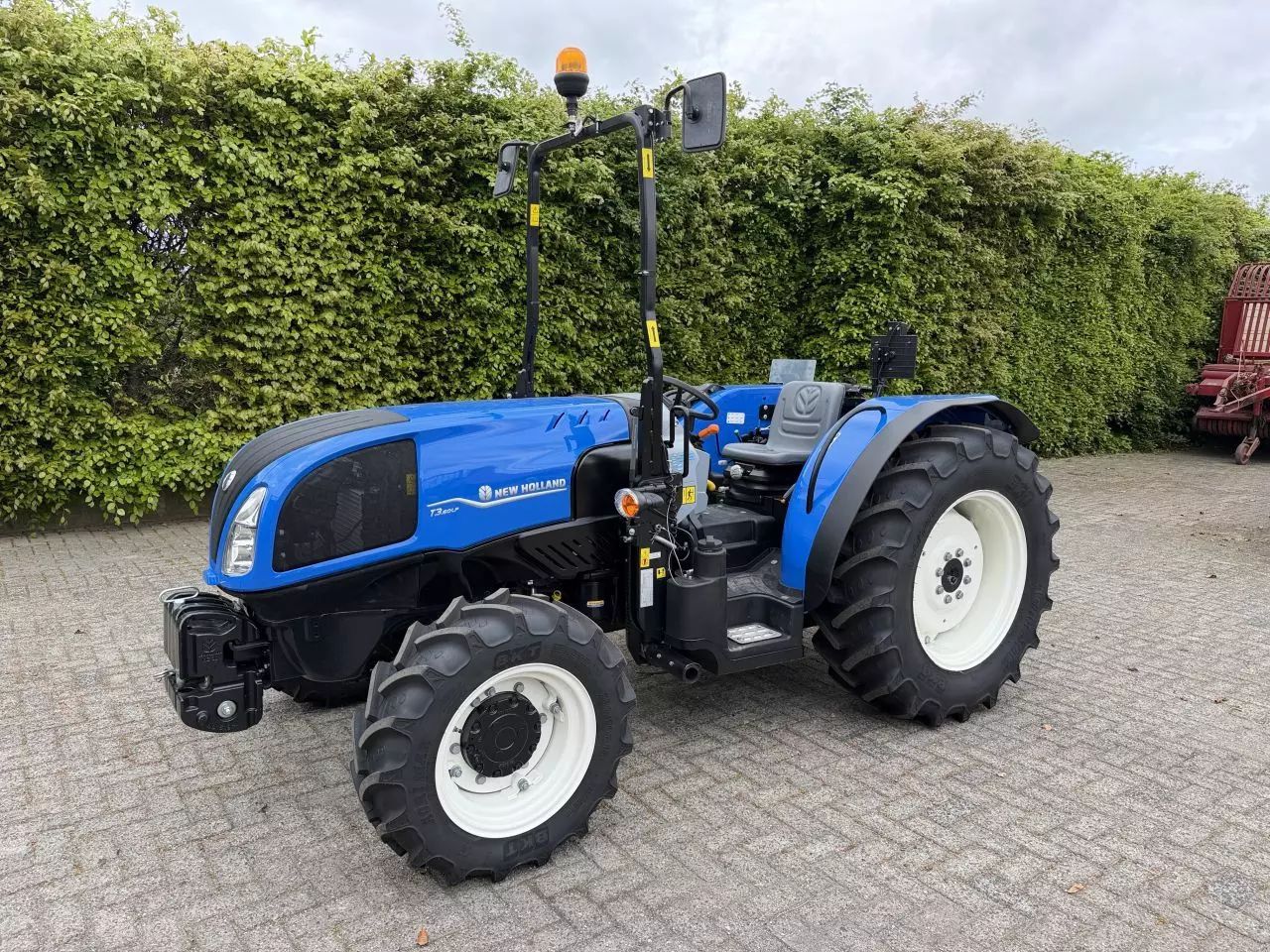 New Holland T3.60 LP Tractor €25,500