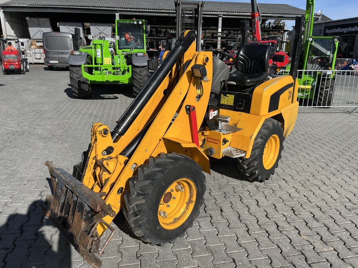 E-FARM: JCB 403 mit euroaufnahme - Radlader - id PCYSFUN - Baujahr: 2008 - Abgelesene Motorstunden: 2.650,Motorleistung (PS): 36,Österreich