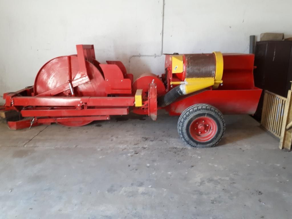 Moty 1-reihige kürbiserntemaschine Vegetable harvester €10,000