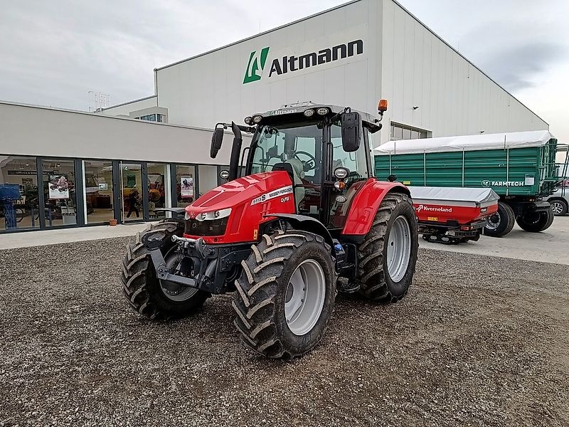 Massey Ferguson 5713 SL tractor €80,000