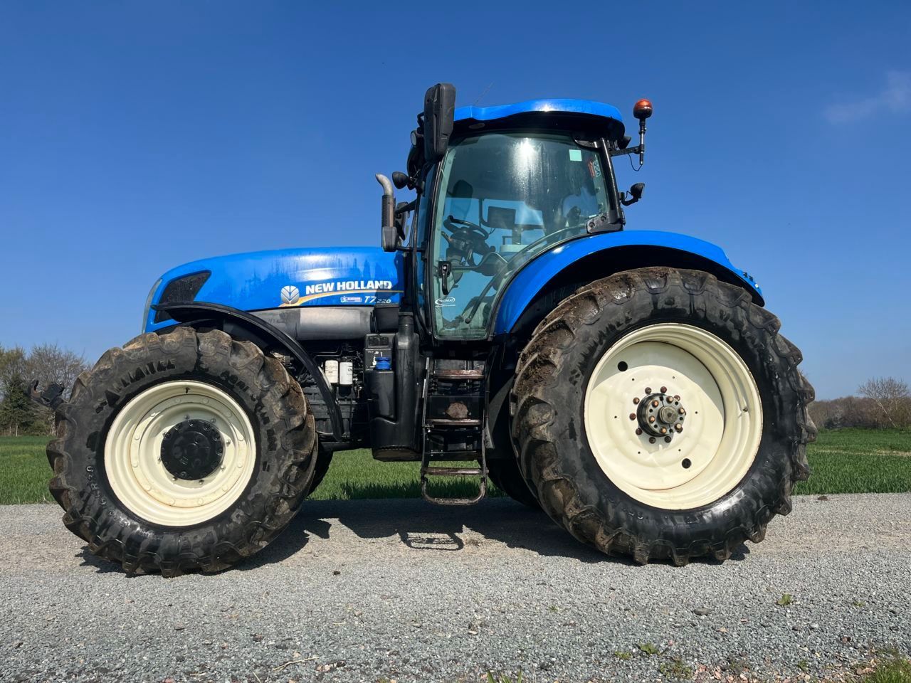 New Holland T7.220 Tractor 54.000 €