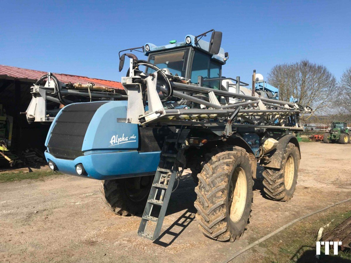 E-FARM: Evrard alpha 4100 - Sprayer - id BDYB1CD - €15,000 - Year of construction: 2005 - France