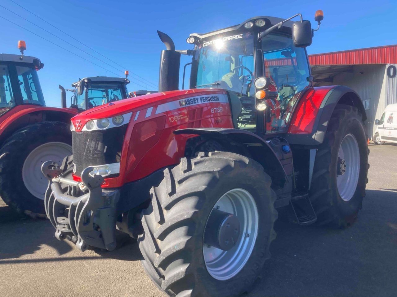 E-FARM: Massey Ferguson 8735S Dyna-VT - Traktor - id LNXYWUM - 89.000 € - Baujahr: 2017 - Abgelesene Motorstunden: 4.950,Motorleistung (PS): 350,Frankreich