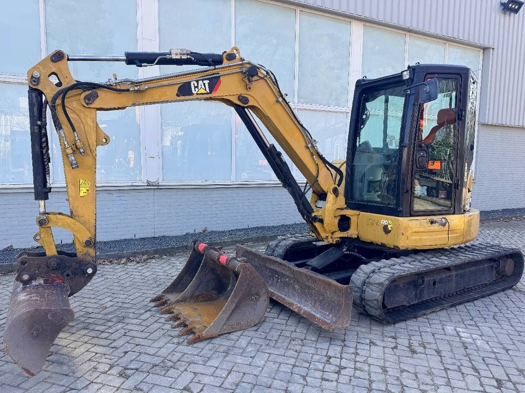 Caterpillar 305 e Mini excavator €26,900
