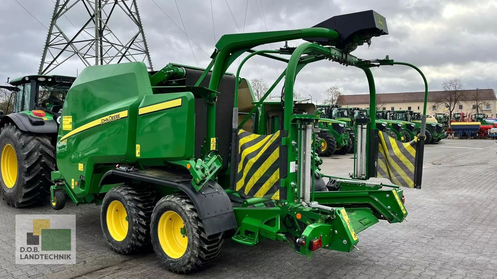 E-FARM: John Deere C451R - Empacadora - id ZDIIDMC - 51.900 € - Año ...