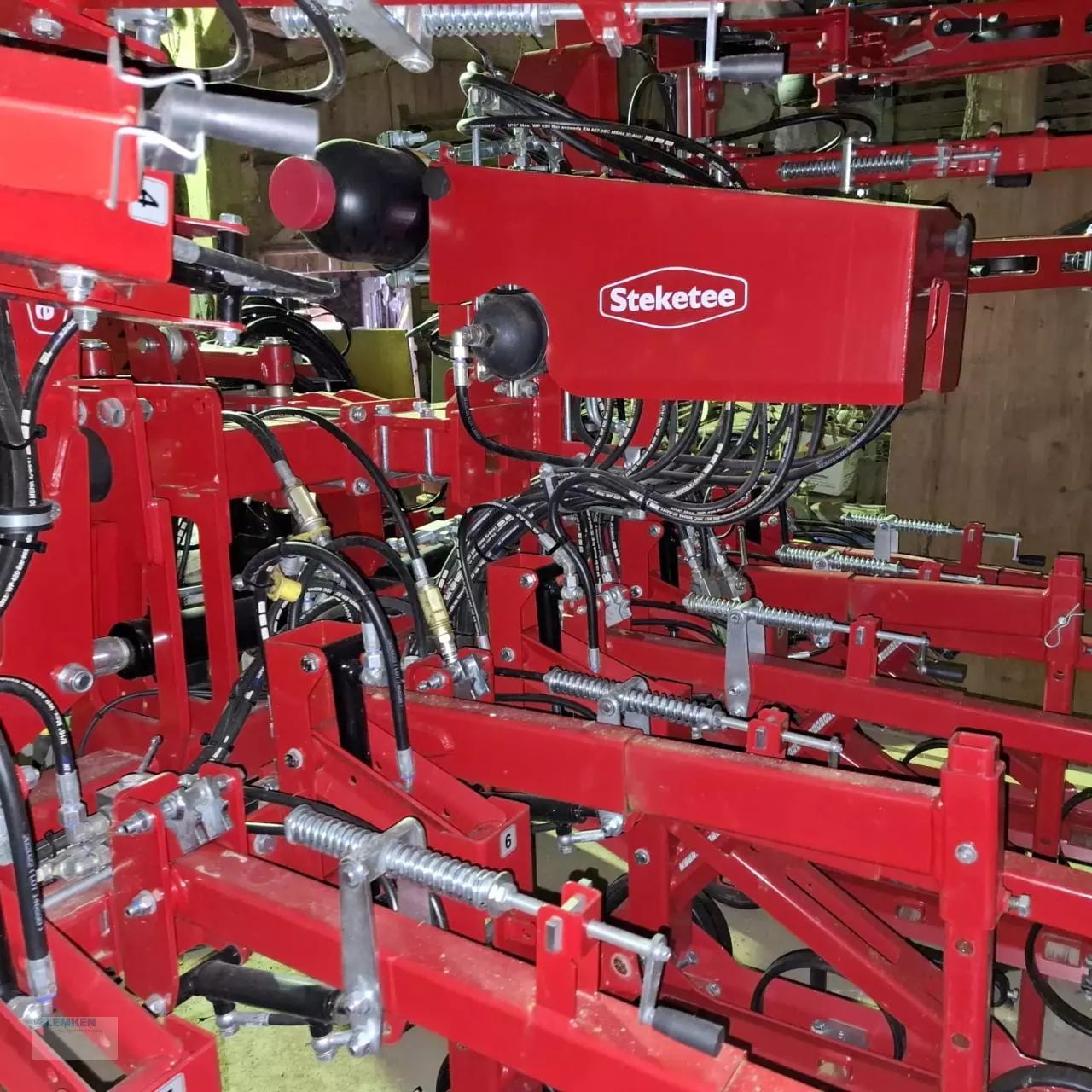 E-FARM: Steketee steketee hackmaschine ec-weeder 7 - Bodenbearbeitung Sonstige - id Q6Z1ZLW - 29.490 € - Baujahr: 2023 - Deutschland