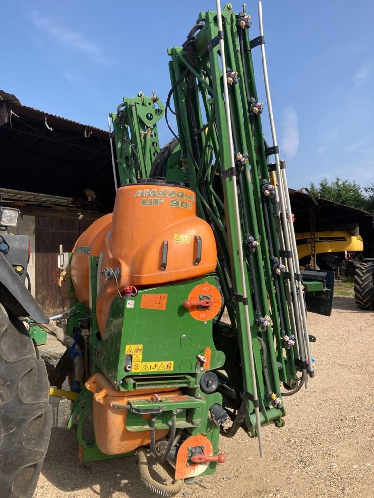 E-FARM: Amazone uf 901 - Opryskiwacz - id 2UZPL4Q - 11 000 € - Rok produkcji: 2008 - Francja
