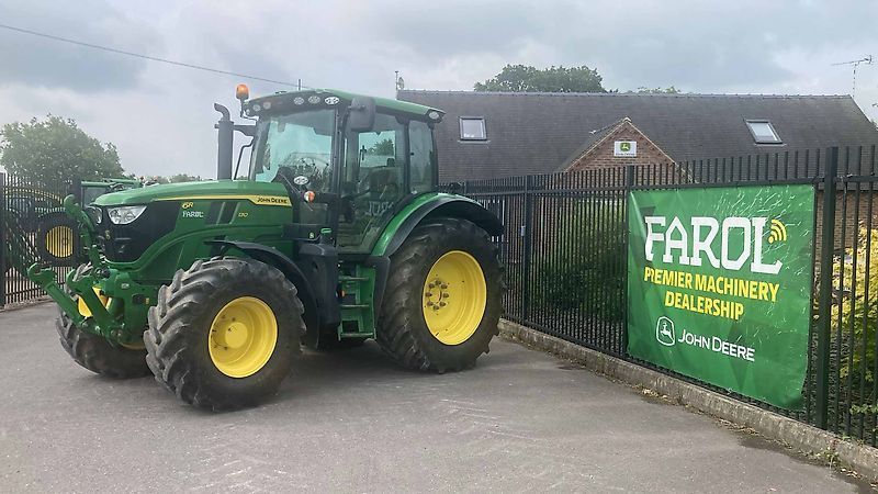 E-FARM: John Deere 6R 130 - Traktor - id D9JTHQU - 108.079 € - Baujahr: 2023 - Abgelesene Motorstunden: 1.025,Motorleistung (PS): 130,Vereinigtes Königreich