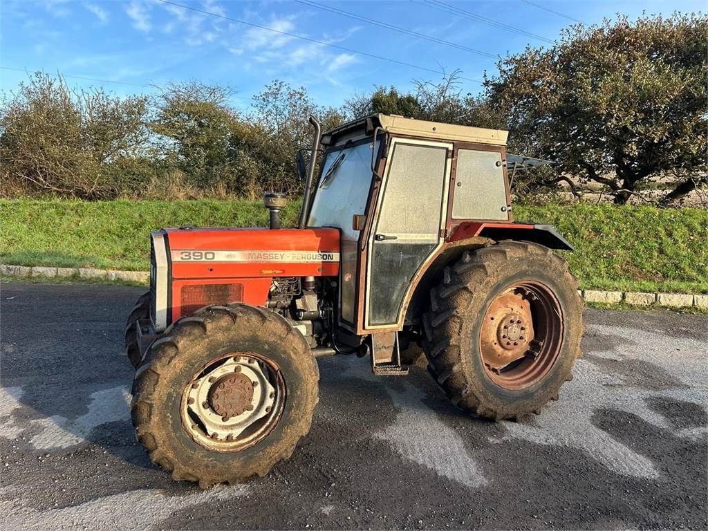 Massey Ferguson 390 Tractor
