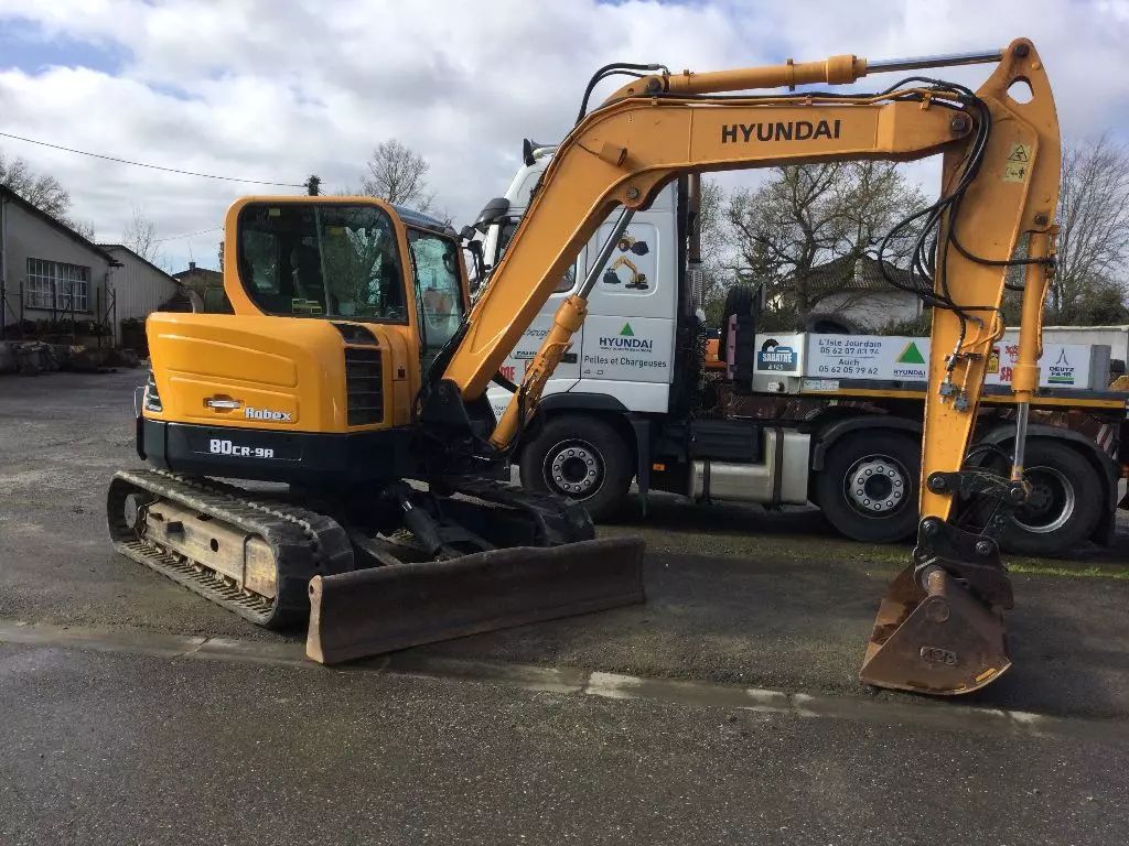 E-FARM: HYUNDAI r80cr9a - Mini-pelle - id MBCNZEV - Année: 2019 - France