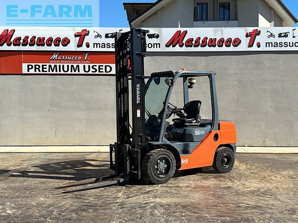 TOYOTA 02-8fdf30 Gabelstapler 22.500 €
