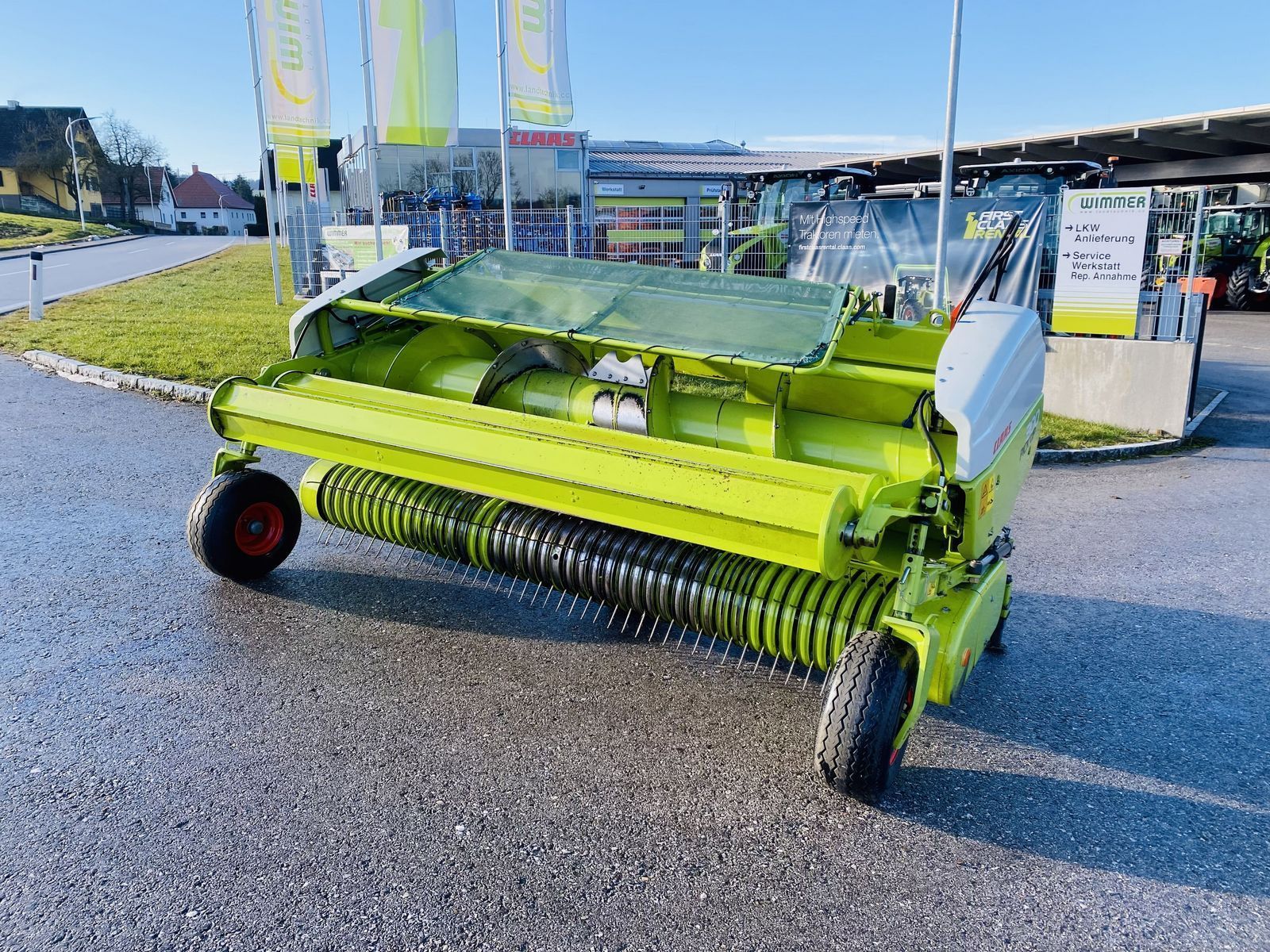 E-FARM: Claas Pick Up 300 Profi - Egyéb gyűjtőfelszerelés - id UZDSR2P - 17 417 EUR - Gyártási év: 2017 - Ausztria