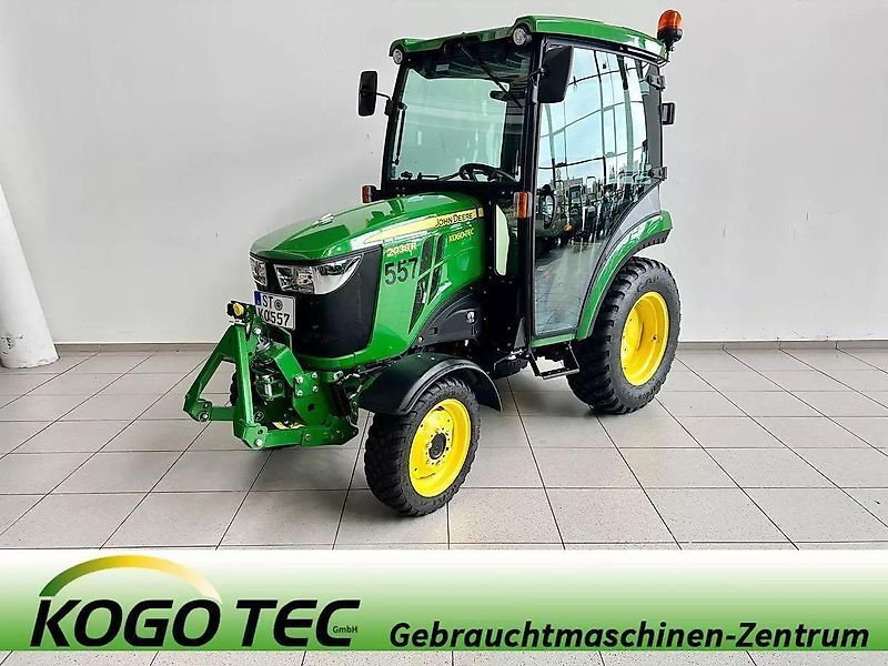 John Deere 2038 R Traktor 31.990 €