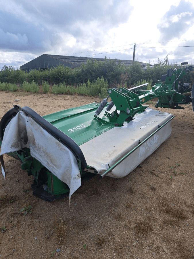 E-FARM: McHale R3100 - Faucheuse - id KNPMQHD - 11 900 € - Année: 2020 - France