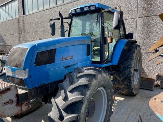 E-FARM: Landini legend 165 top - Tractor - id 2AMFRMZ - €32,000 - Year of construction: 1999 - Engine hours: 2,540,Engine power (HP): 165,Italy