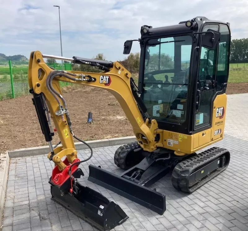E-FARM: Caterpillar minibagger 301.6 - Escavatore - id R3GP5EC - Anno di costruzione: 2023 - Germania
