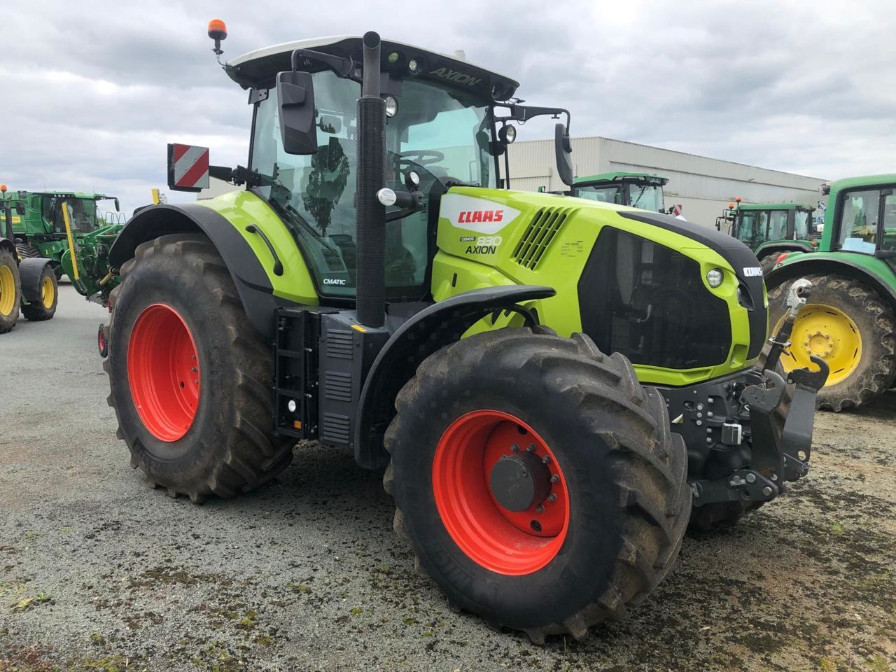 E-FARM: Claas Axion 830 CMATIC CEBIS - Tractor - id B85EWAX - €135,000 - Year of construction: 2023 - Engine hours: 1,105,Engine power (HP): 235,France