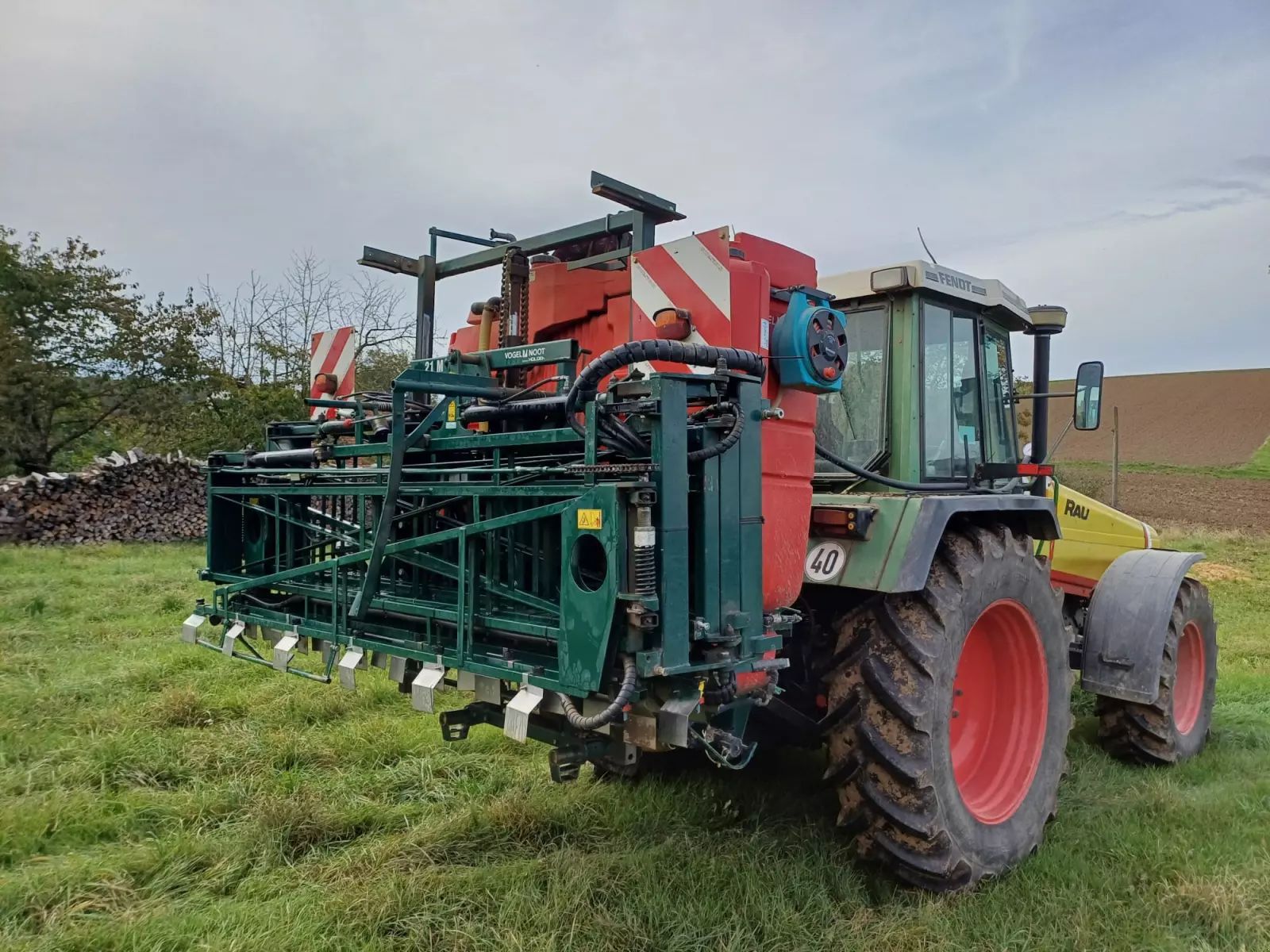 E-FARM: Vogel & Noot feldspritze is 1200 - Nebulizzatore - id TSEKHAD - Anno di costruzione: 2010 - Ore: 1,Germania