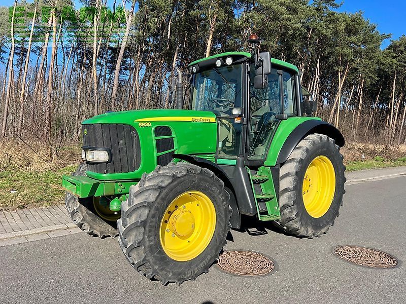 John Deere 6930 Traktor 49 000 €