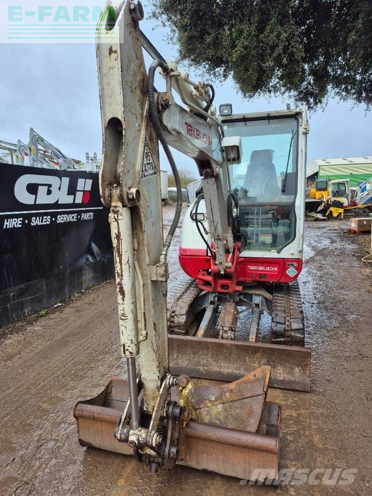 Takeuchi tb 230 Mini-pelle 19 402 €