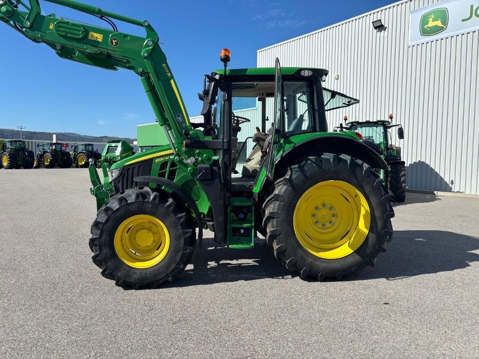 E-FARM: John Deere 6120 M - Traktor - id MJPTMFX - 115.000 € - Leto izgradnje: 2024 - Število ur motorja: 322,Moč motorja (HP): 120,Francija