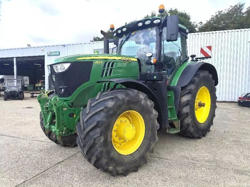 E-FARM: John Deere 6195 R - Traktor - id EBQKUKU - 123.000 € - Baujahr: 2020 - Abgelesene Motorstunden: 3.182,Motorleistung (PS): 195,Frankreich